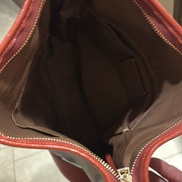 Coach Snoopy Bucket Bag - Picture 6 of 7